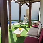 וילה Vela *